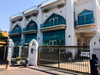 9 Bedroom Villa for Rent in Umm Suqeim, Dubai - Commercial Palace|Main Road|For Luxury Business