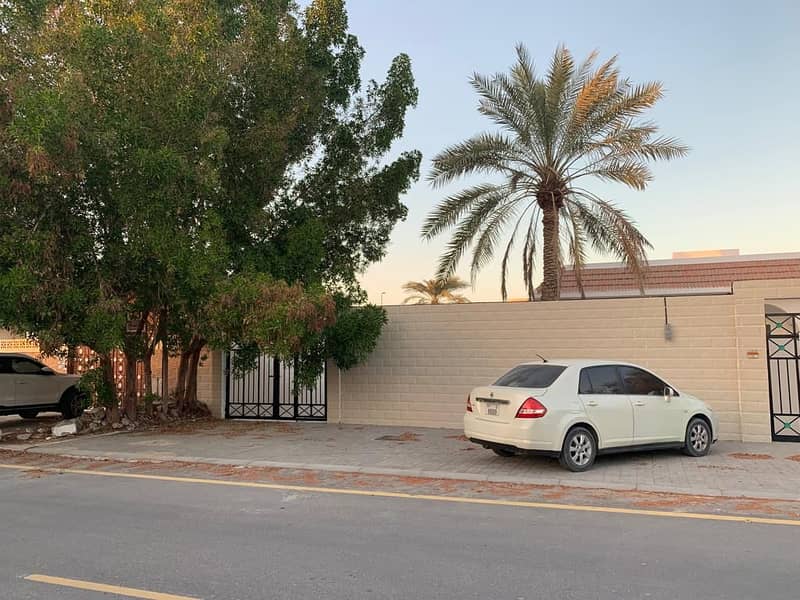 Villa for rent in Ajman Emirate, Musheirf area