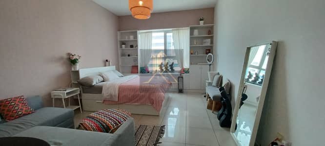 FULLY FURNISHED STUDIO| BILLS INCLUDED|HIGH FLOOR|PAY 6K MONTHLY