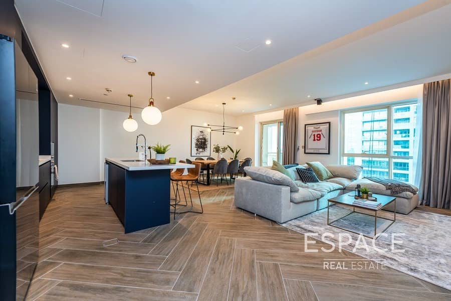 Exclusive | 2BR with Stunning Upgrades and Skyline Views