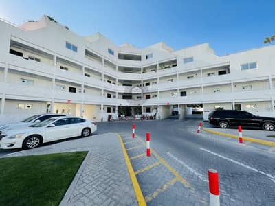 2 Bedroom Flat for Rent in Al Garhoud, Dubai - 2BR  Chiller Free | One Month Free | No Commission