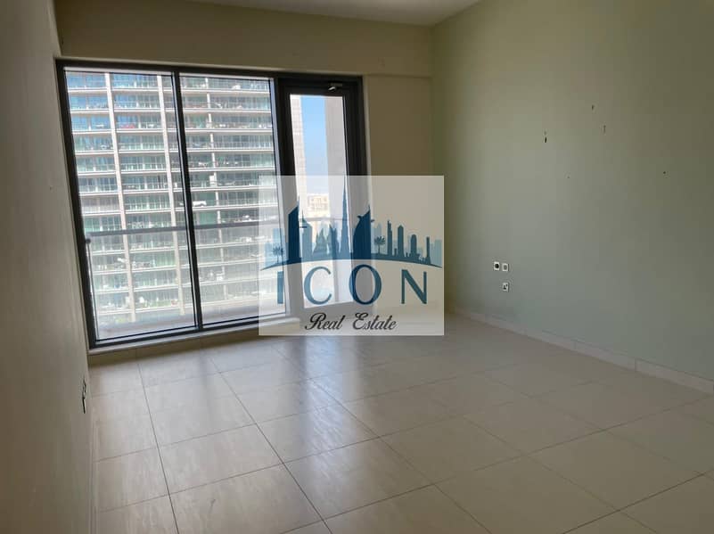 OPEN AND BRIGHT APARTMENT FOR RENT IN DOWNTOWN