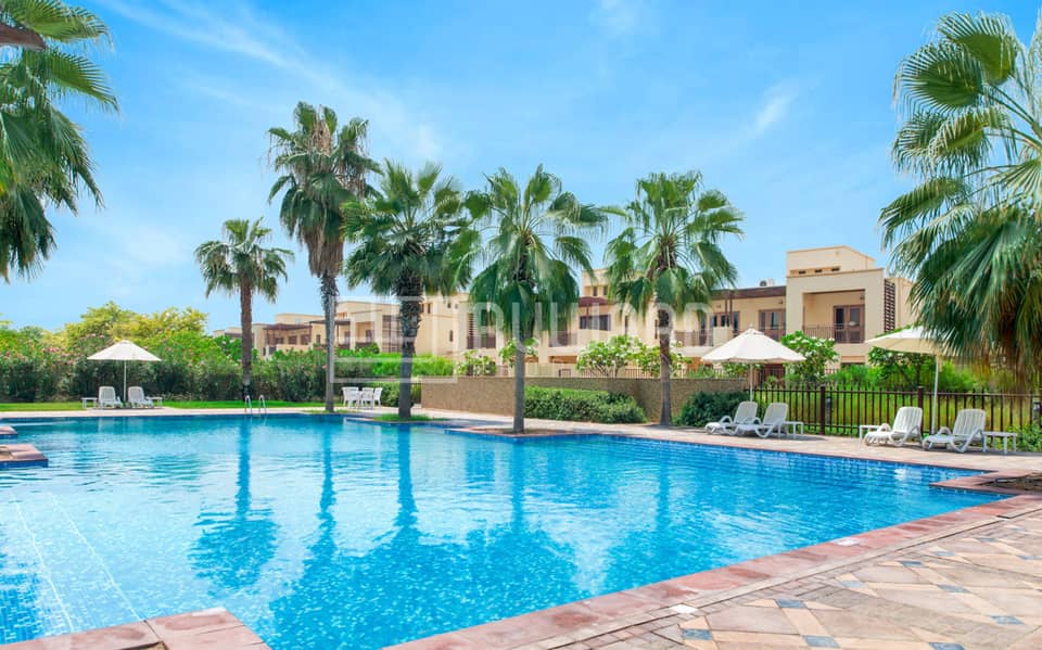 4 Bedroom Villa for Sale Granada, Mina Al Arab