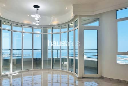 3 Bedroom Apartment for Sale in Dubai Marina, Dubai - Fully upgraded | Full sea views | 3 bedrooms+maids