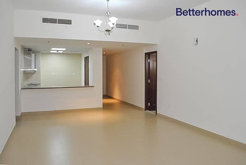 Corner View | Spacious | Great Apartment