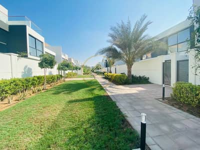 Spacious Villa | Huge Terrace & Garden | Ready to Move