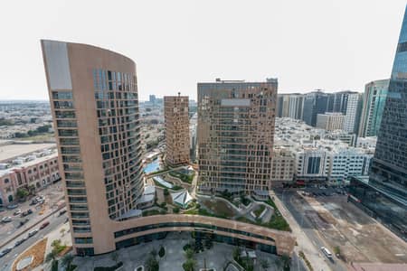 3 Bedroom Flat for Rent in Al Khalidiyah, Abu Dhabi - Spaciousl Parkingl Maidsl Central locationl Floor to Ceiling Windows