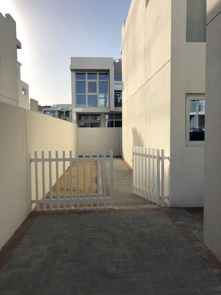 位于达马克山庄2号（达马克阿克雅），瓦顿住宅区 3 卧室的别墅 950000 AED - 4542704