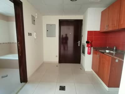Spacious Studio with Separate Kitchen and 1 month Free in only 19k/yr