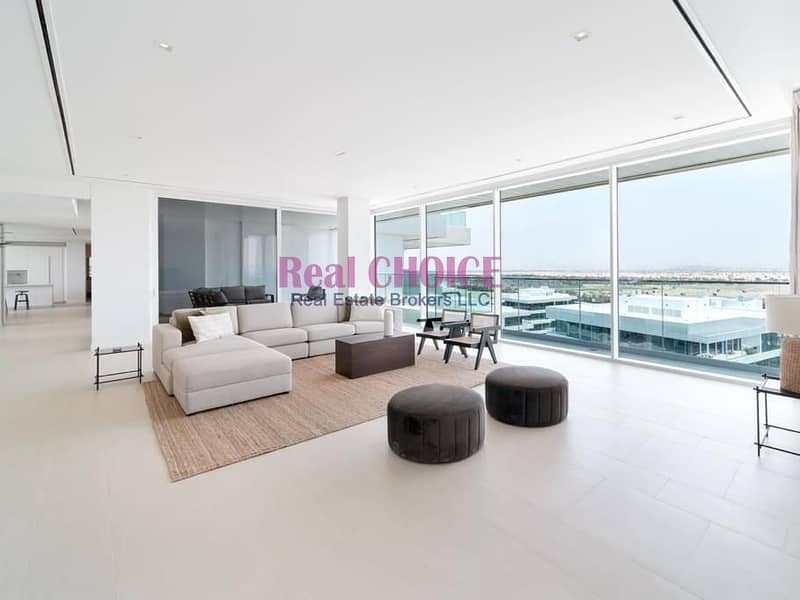 Luxury 4BR Penthouse | Private lift |Private Pool | 2 Level plus Rooftop Terrace