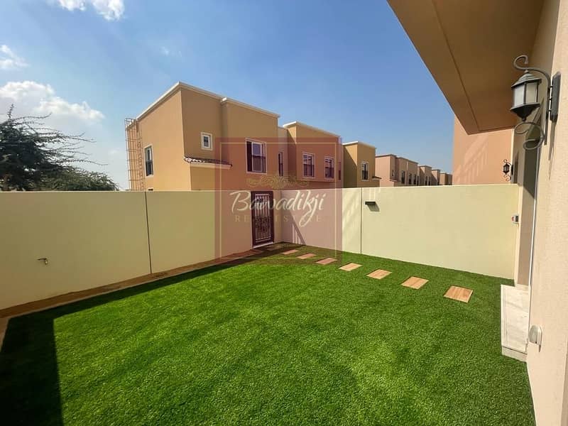 SINGLE ROW| LANDSCAPE DONE| CLOSE TO MOSQUE| WALKING DISTANCE TO POOL