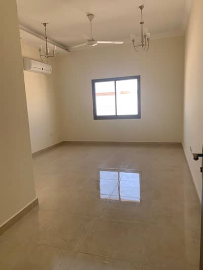 Apartment  One room and  hall for rent in a prime location in Ajman, Al Rawda area, near the Abaya Roundabout