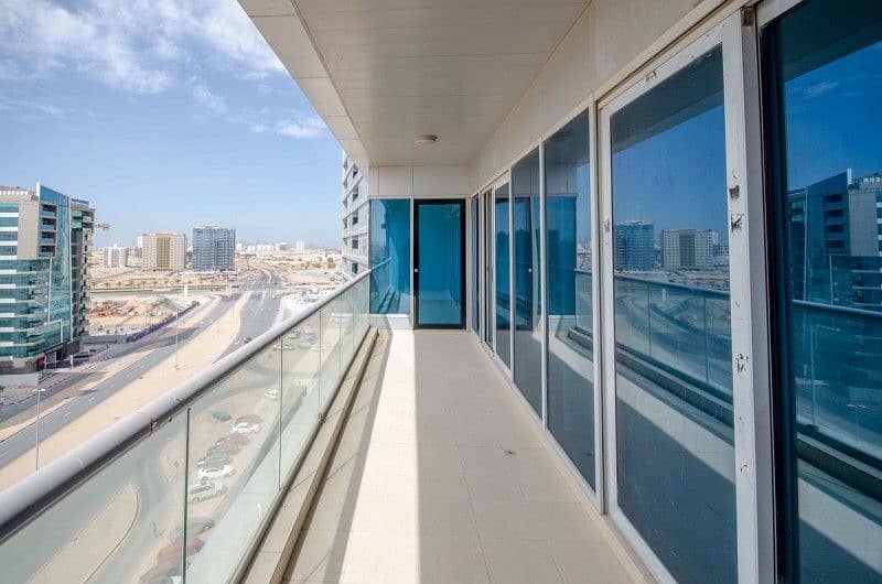 Limited time offer| A type largest 2bedroom with long balcony| Al Ain road view| Lower floor