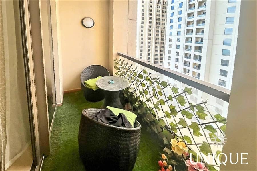 Spacious Furnished Studio | Vacant Now