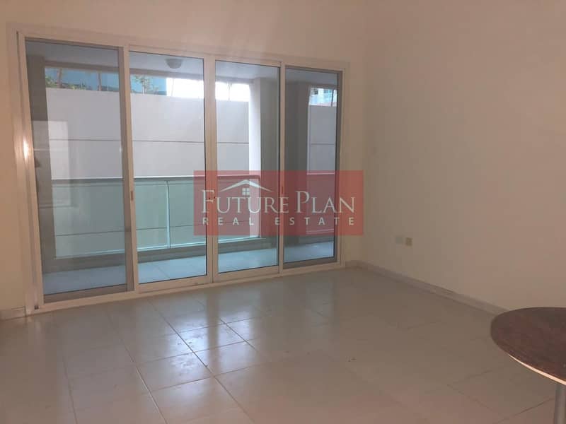 AMAZING location I COZY 1BR with balcony | Marina Park | Dubai Marina