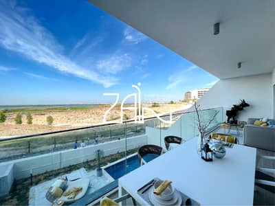 3 Bedroom Villa for Sale in Yas Island, Abu Dhabi - Golf and Sea Views Luxury Beach House with Pool