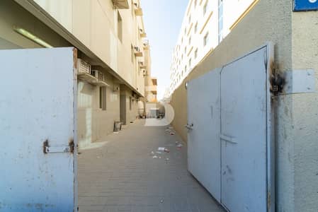 Labour Camp for Sale in Jebel Ali, Dubai - Small Camp|G+2| Good Condition|116 Pax Capacity