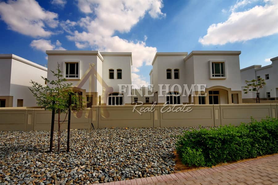 For Investment Townhouse With Good incoming