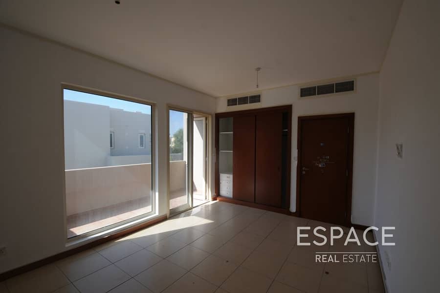 Saheel Villa | Large Plot | Park View