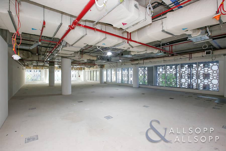 Full Floor | Prime Location | Picturesque View Full Floor | Prime Location | Picturesque View