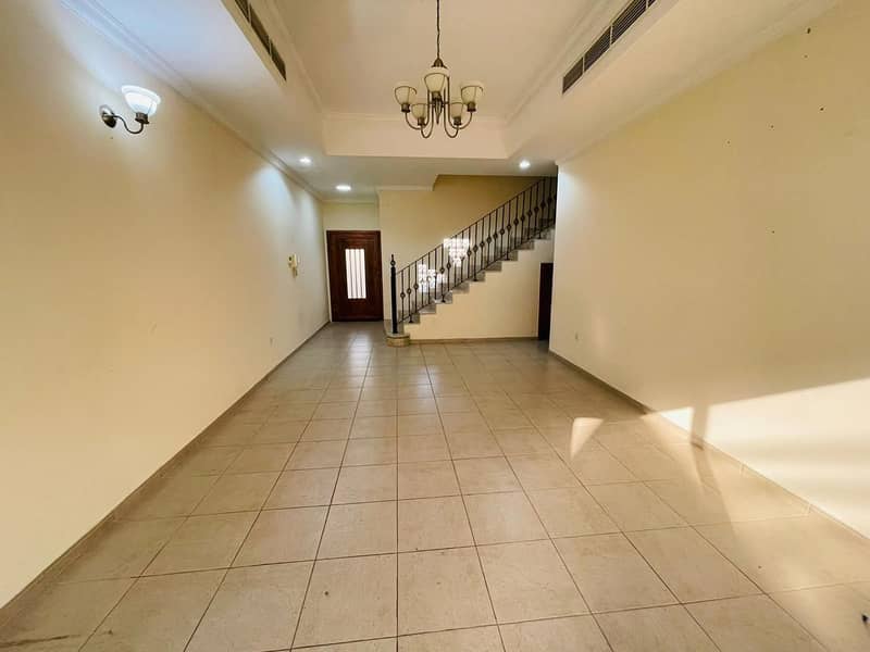 Spacious 3 Bedrooms villa in Mirdif , Dubai Available for Rent