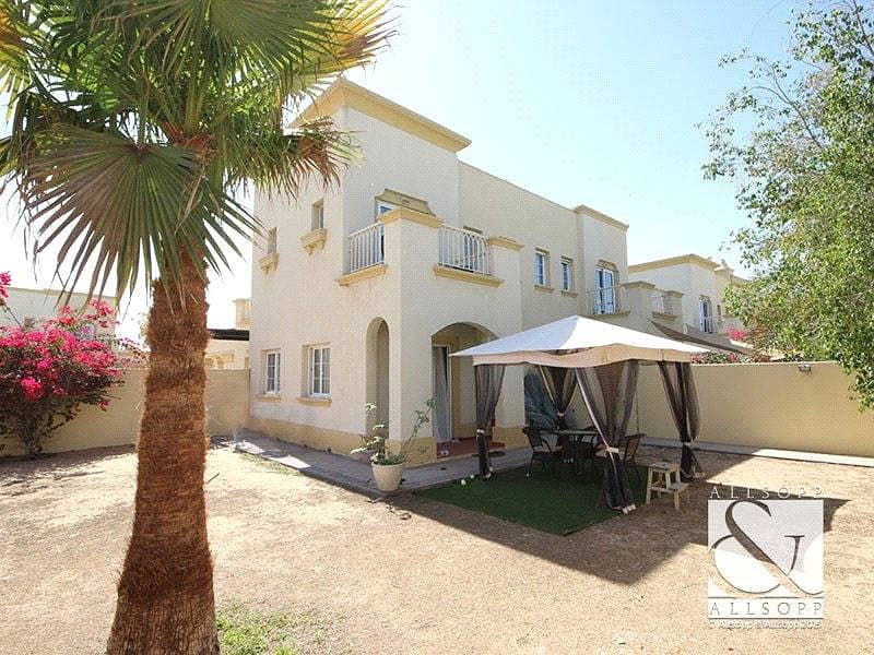 Large Plot | Close to Pool | Two Bedroom