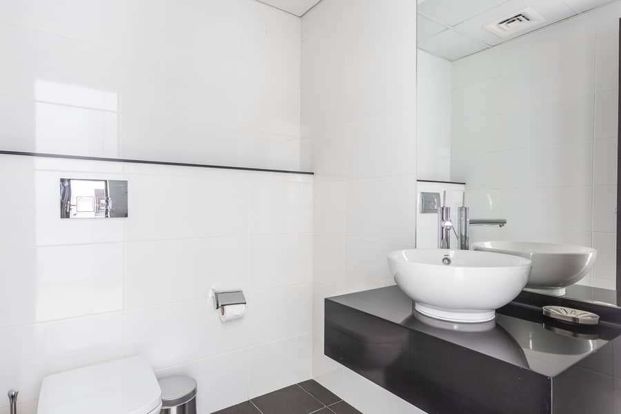 Sea View | Furnished | Flexible Terms - Image 15