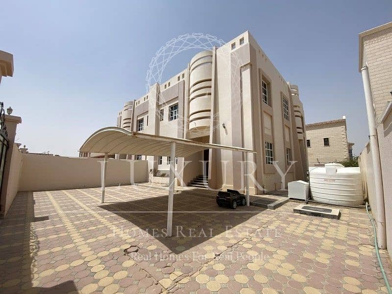 Elegant Private Entrance Villa Near Al Ain Coop