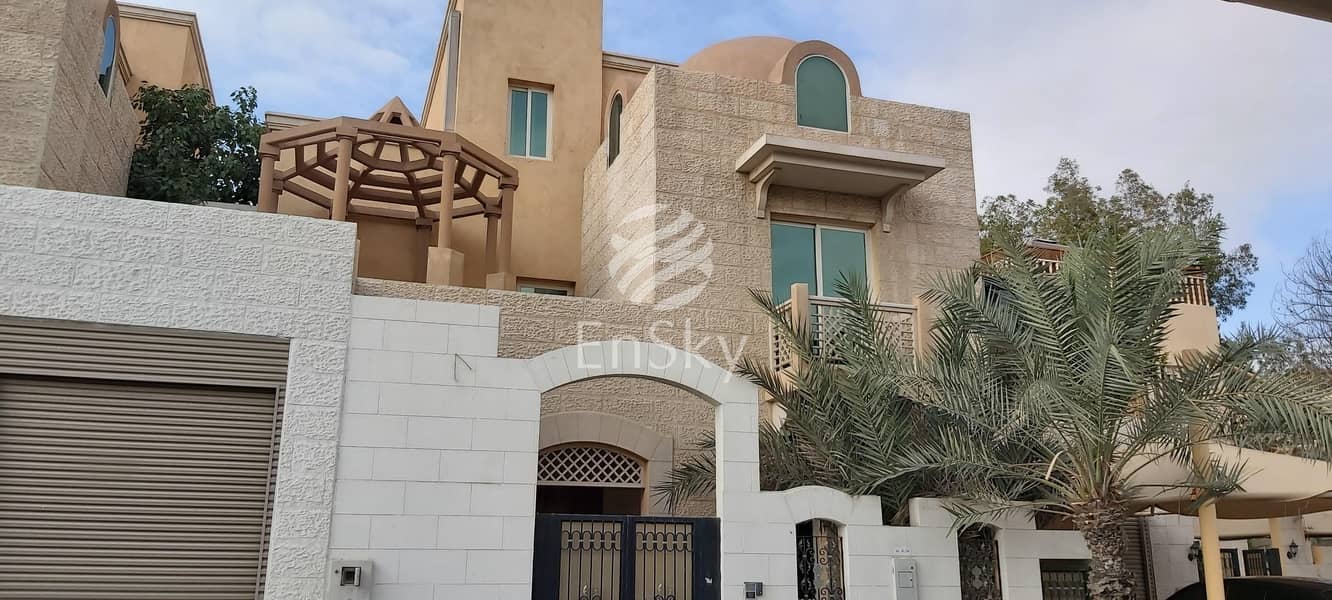 4Bedroom Spacios Villa in Mushrif Garden