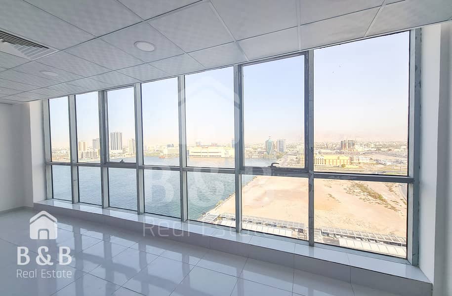 Amazing Fitted Office with Sea View in Central Location