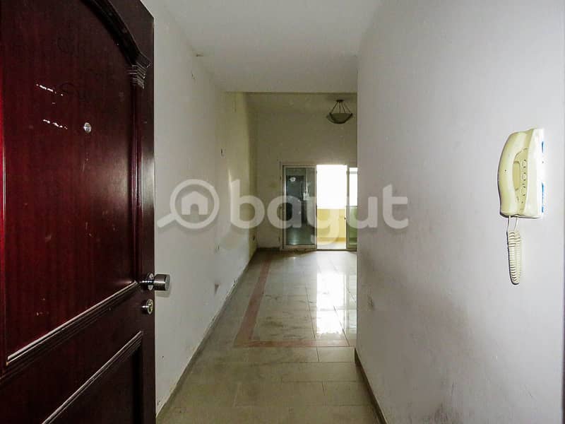 Prime Location I Best Offer I For Bachelor - Image 6