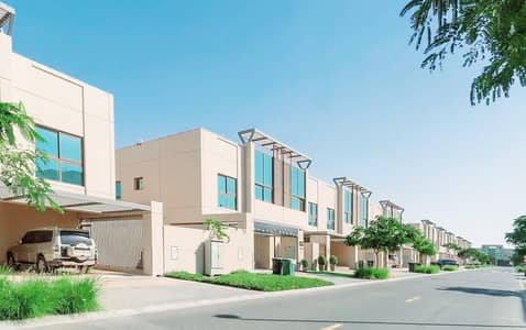 Brand New Luxurious 4 Bedrooms Villa in Grand Views in 230,000
