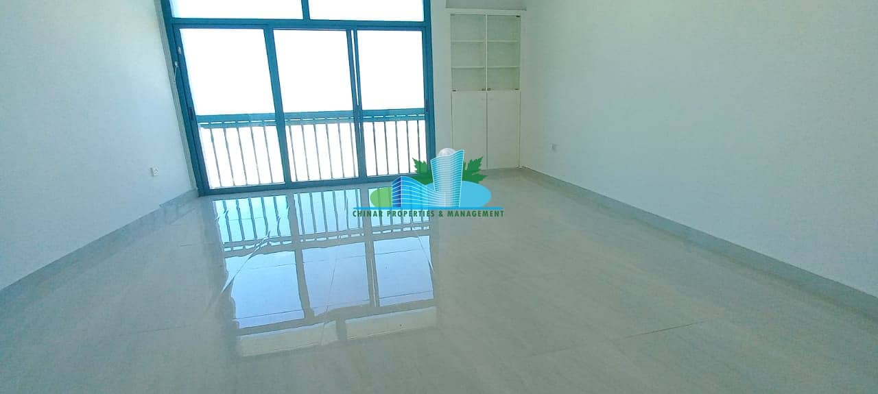 Spacious Apartment with 3  Balconies | Store Room | Easy Mawaqif Parking