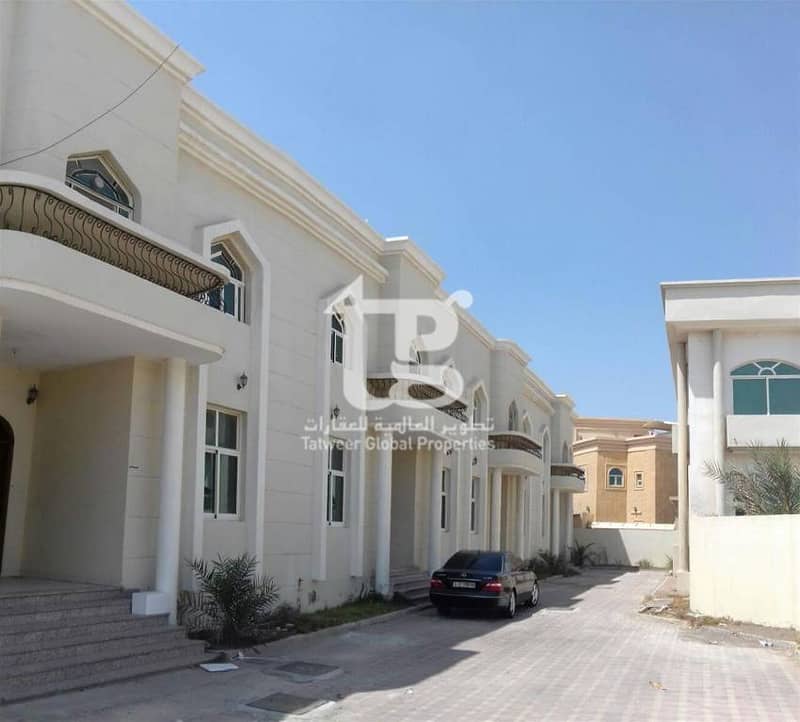 5 BR Villa in a compound for Rent in KCA