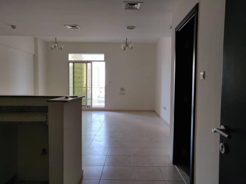 Квартира в Ливан，Кью Пойнт，Мазайя 10Б, 1 спальня, 30000 AED - 4912216