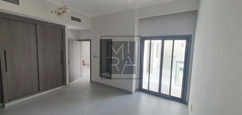3 Months Free | Smart 2 BHK Pool View | Closed Kitchen