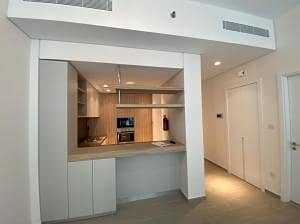 BRAND NEW LUXURY APARTMENT WITH CHILLER FREE
