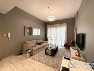 Modern | Open Plan | One Bedroom Apartment