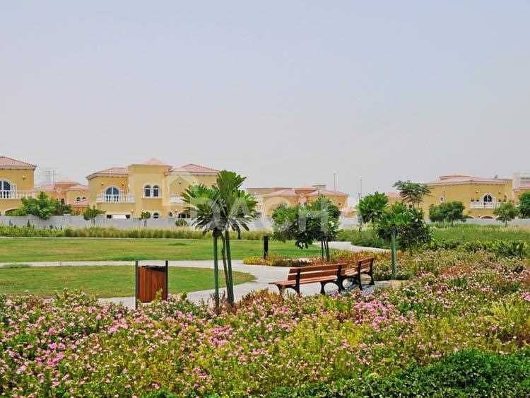 Best Offer in Jumeirah Park for Custom Villa Plot