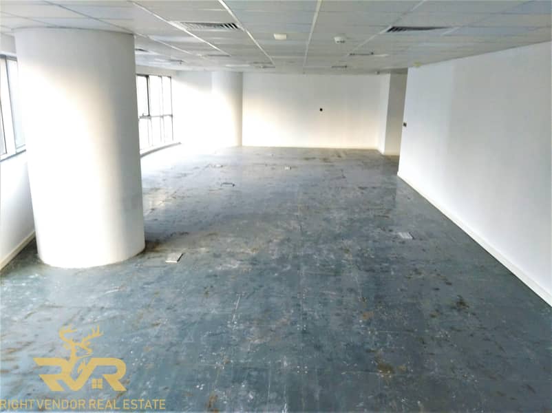 Spacious office Semi fitted Near Metro