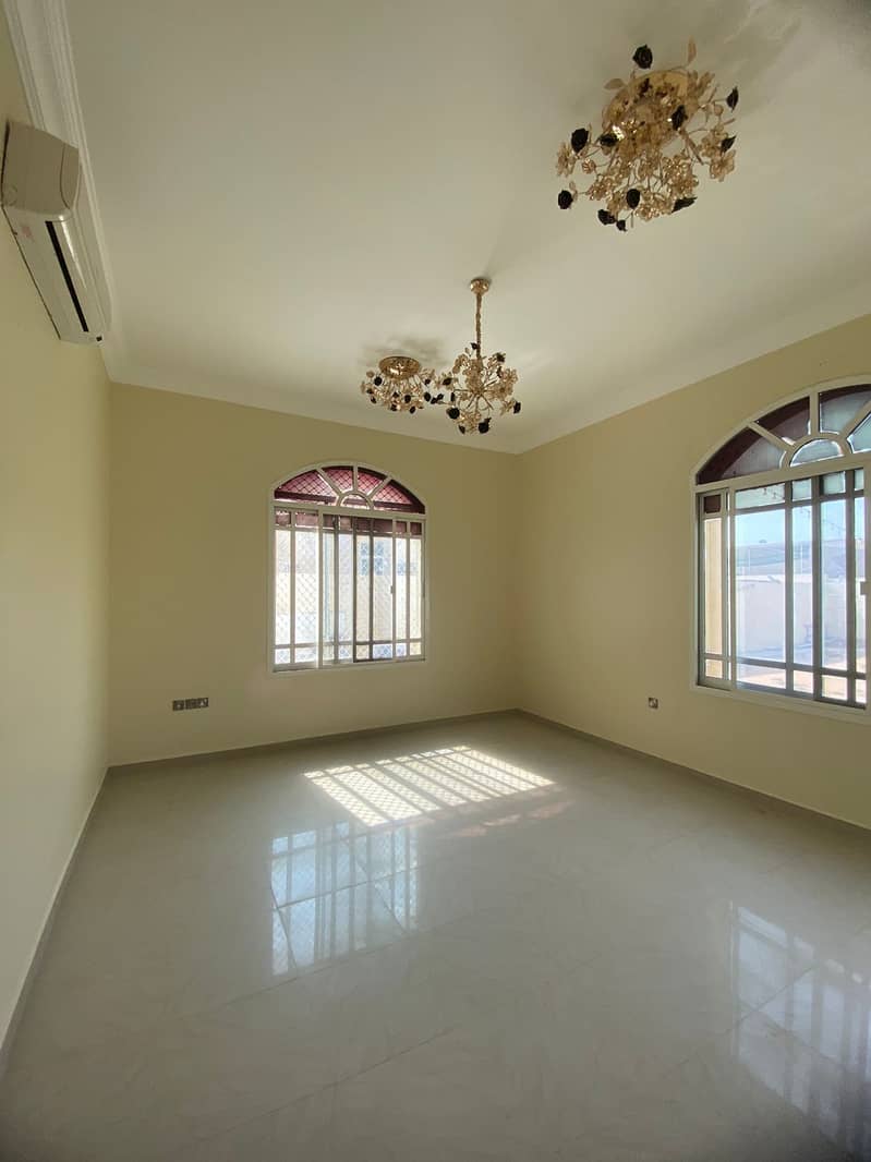 Villa for sale in Al Qarayen