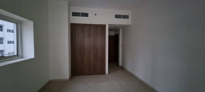 2BHK Close Kitchen Available For Rent