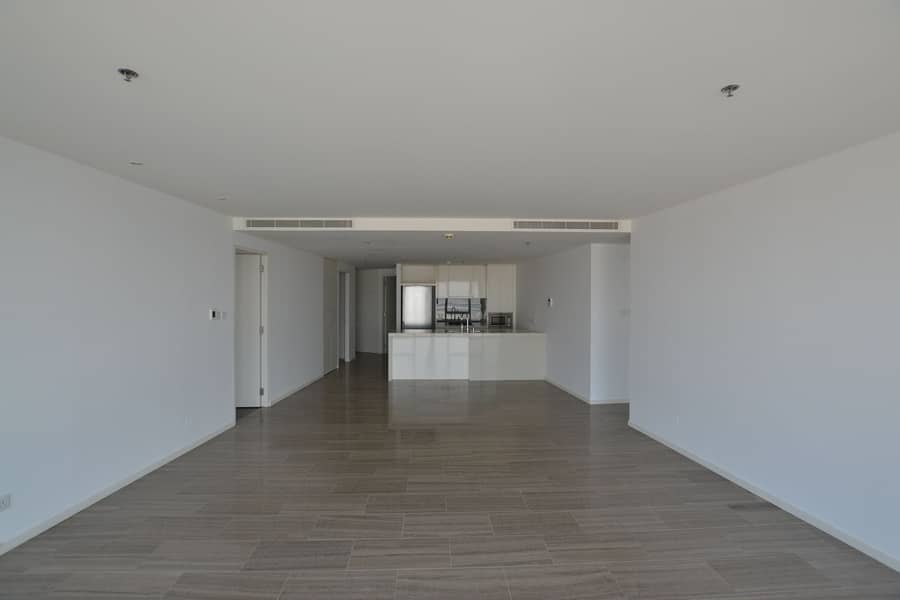 Luxury 3 Bed With Panoramic Views High Floor D1