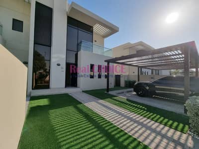 3 Bedroom Villa for Rent in DAMAC Hills, Dubai - Elegantly Modern | Private Garden | Maids Room