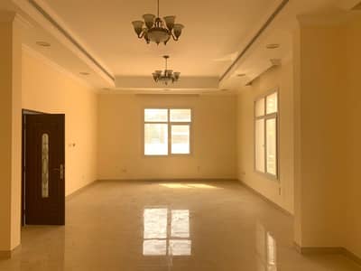 luxury villa for rent in al muhasina ( 5 bed room + 2 hall + majls + maid room + service block + garden )