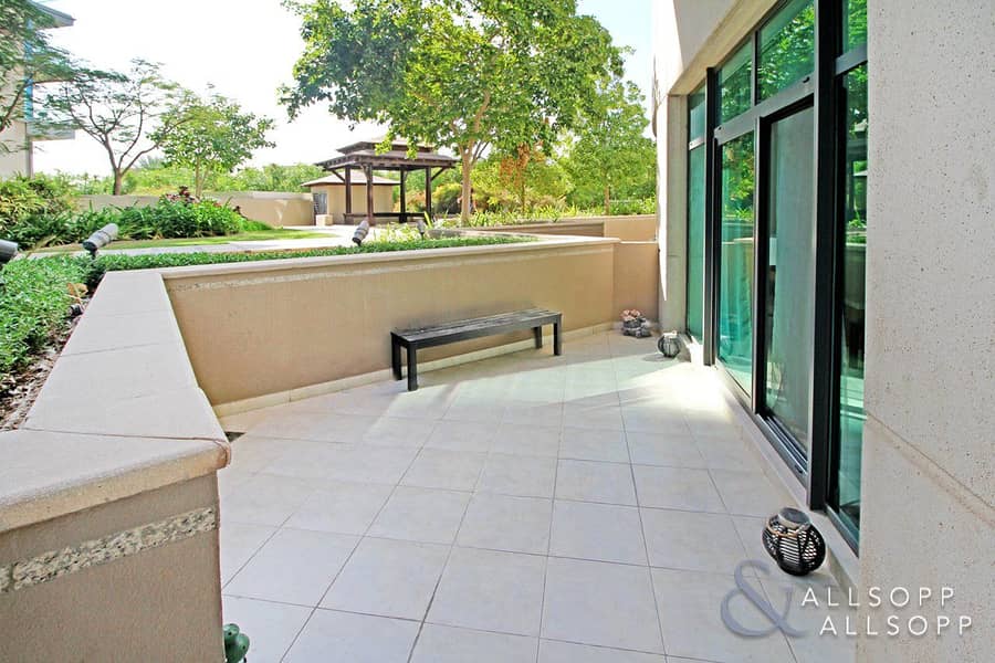 Large Terrace | 2 Bedrooms | Chiller Free