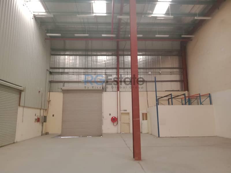 11m Hieght | 3461 sqft Warehouse in Good Location