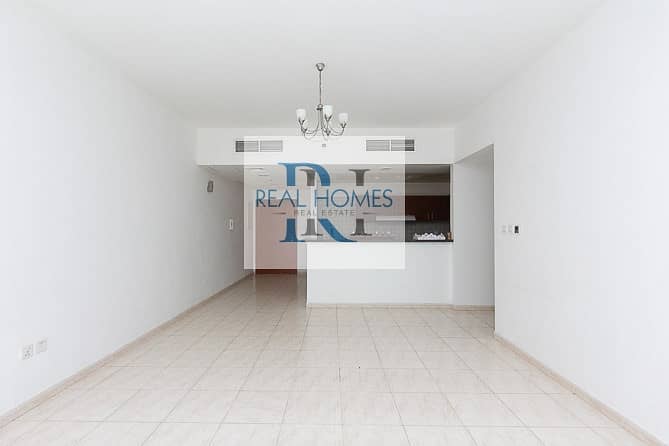 شقة في أبراج سكاي كورتس،مجمع دبي ريزيدنس 2 غرف 560000 درهم - 5462908