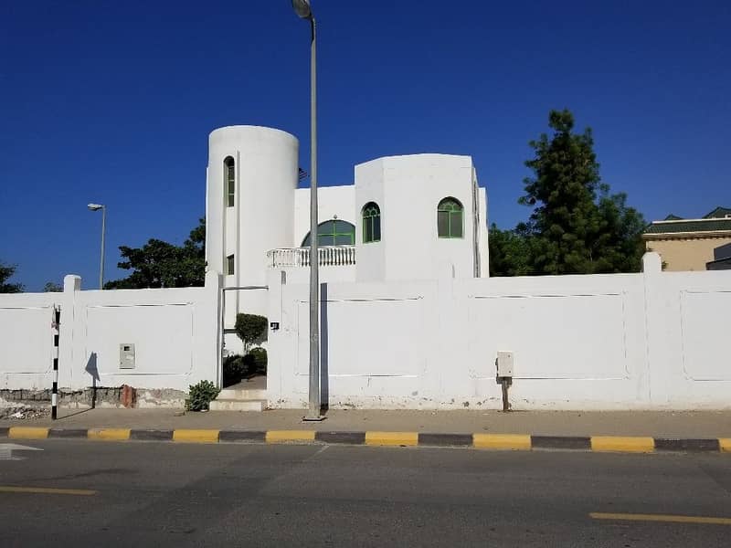4 BR Independent Villa for Rent in Al Jazzat ( Al Rigga )