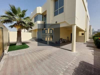 4 Bedroom Villa for Rent in Jumeirah, Dubai - Spacious 4 Bedroom Independent Villa With Private Pool  & Garden